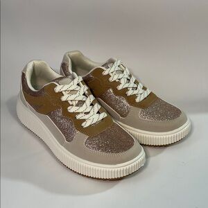 Fashion Women’s Glittery Beige & Gray Sneakers 40 (insole - 10”)